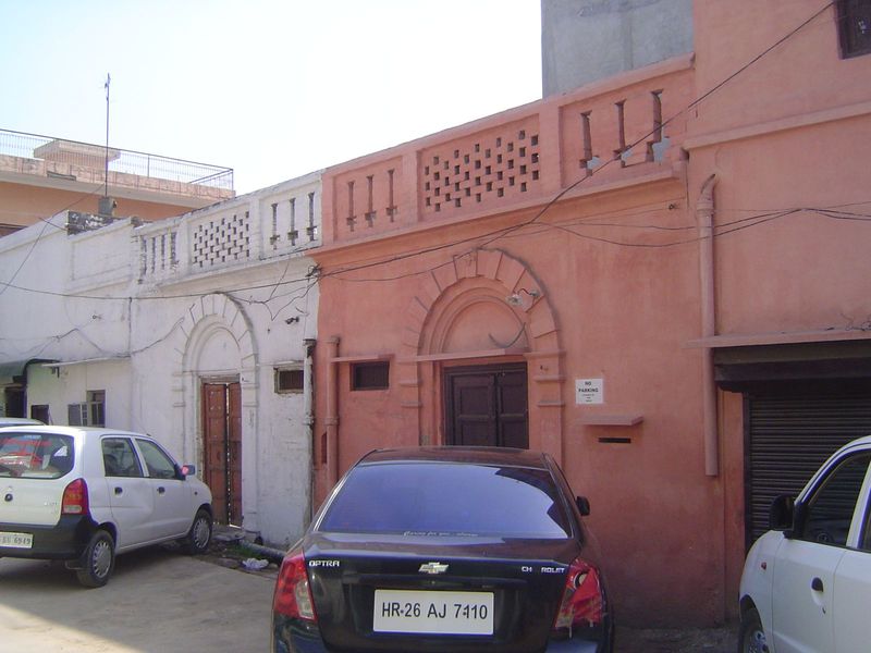 What else is old? How about some old private homes?