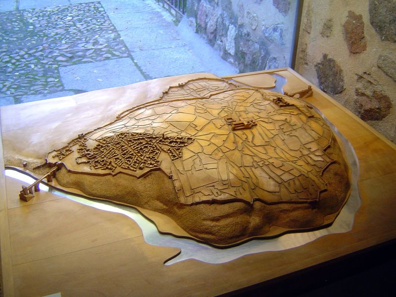 A model of Toledo on display in the newer of the city's two surviving synogogues shows clearly the natural moat formed by the Tagus. It show