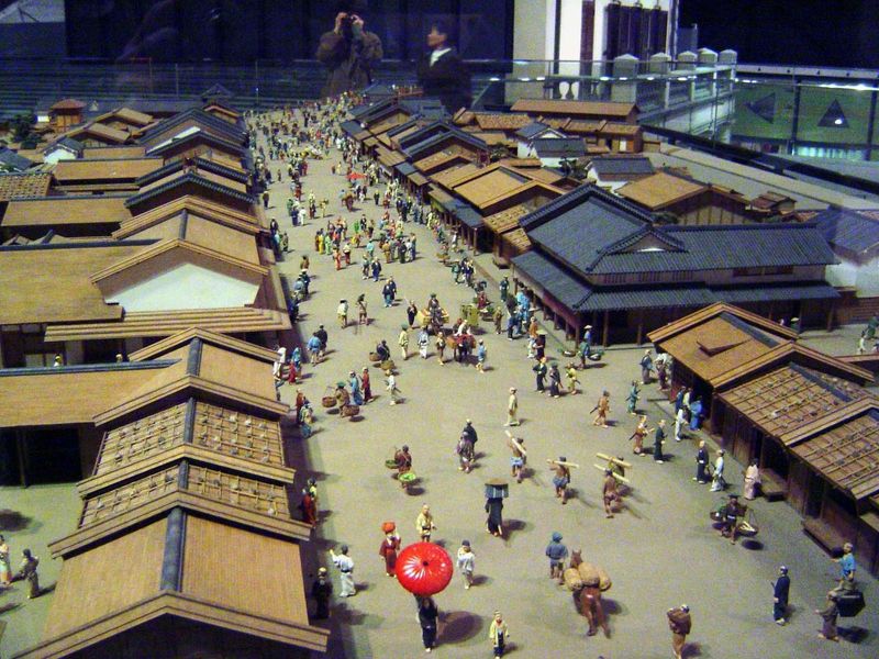 Main streets were for the wealthy and for their businesses; the poor clustered in alleys.