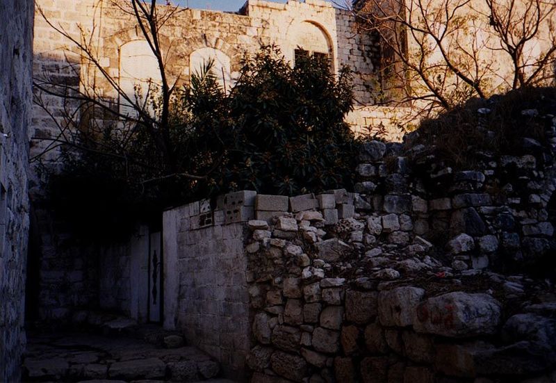 Wall-to-wall stone hiding very private courtyards.