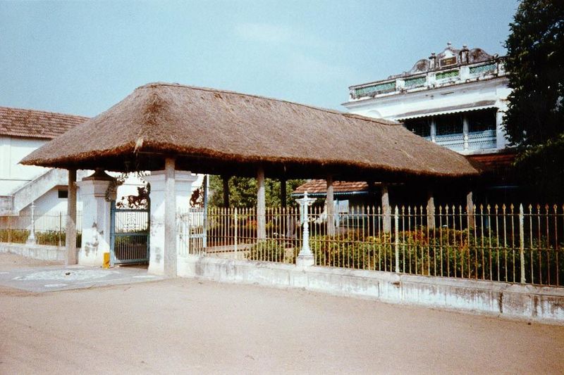 Eruvellipet is a much richer place, thanks to irrigation. Much of the village wealth went to build this home, owned by a man whose ancestors