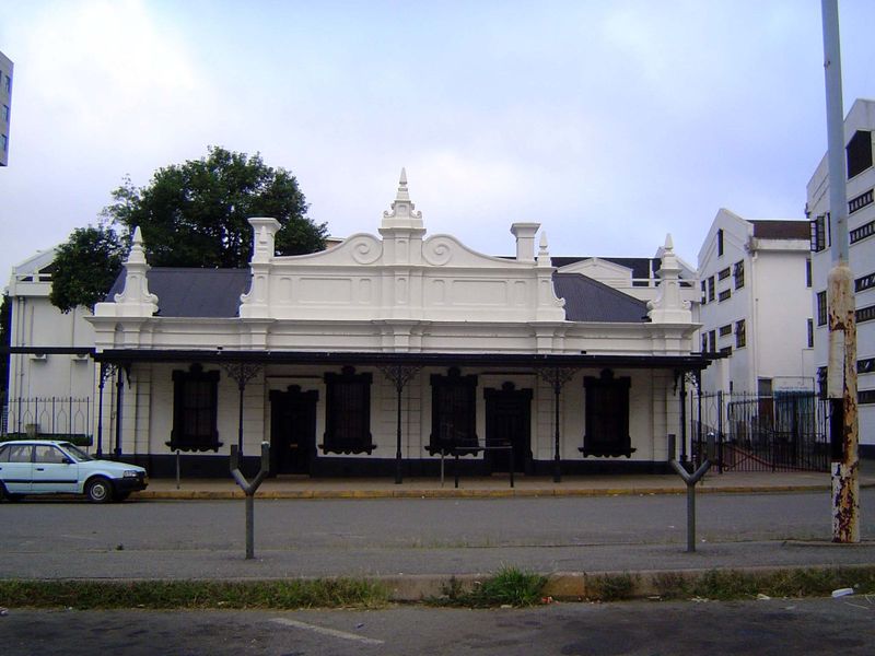 Several blocks to the north, a residential neighborhood developed. Here, in that neighborhood, is the Cecil House, built in 1901 and immedia