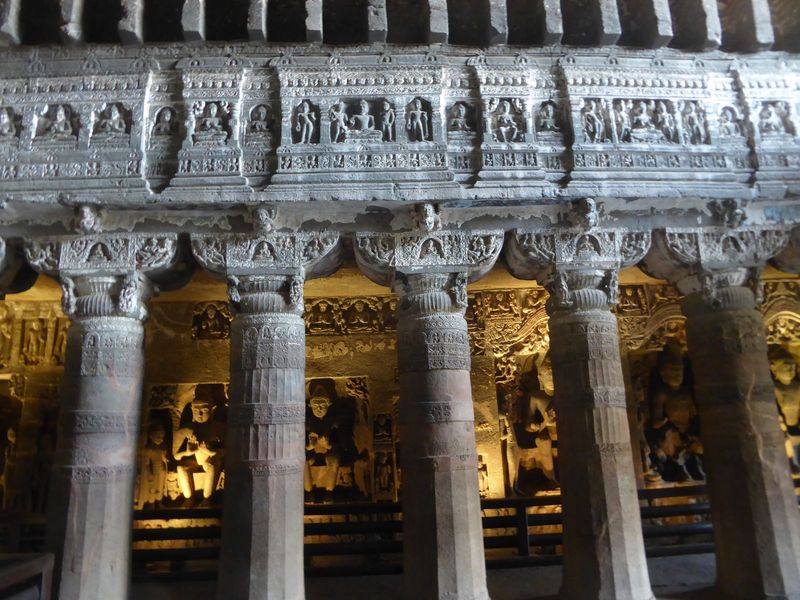 Is the aisle wall a bit formulaic?