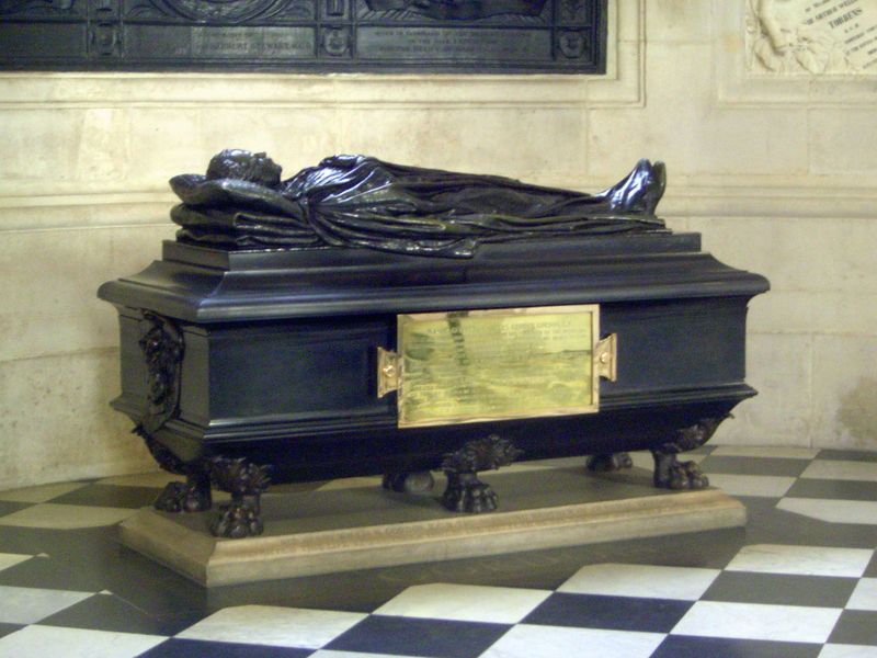 Here he seems to rest at St. Paul's. In fact, his body was never recovered from Khartoum.