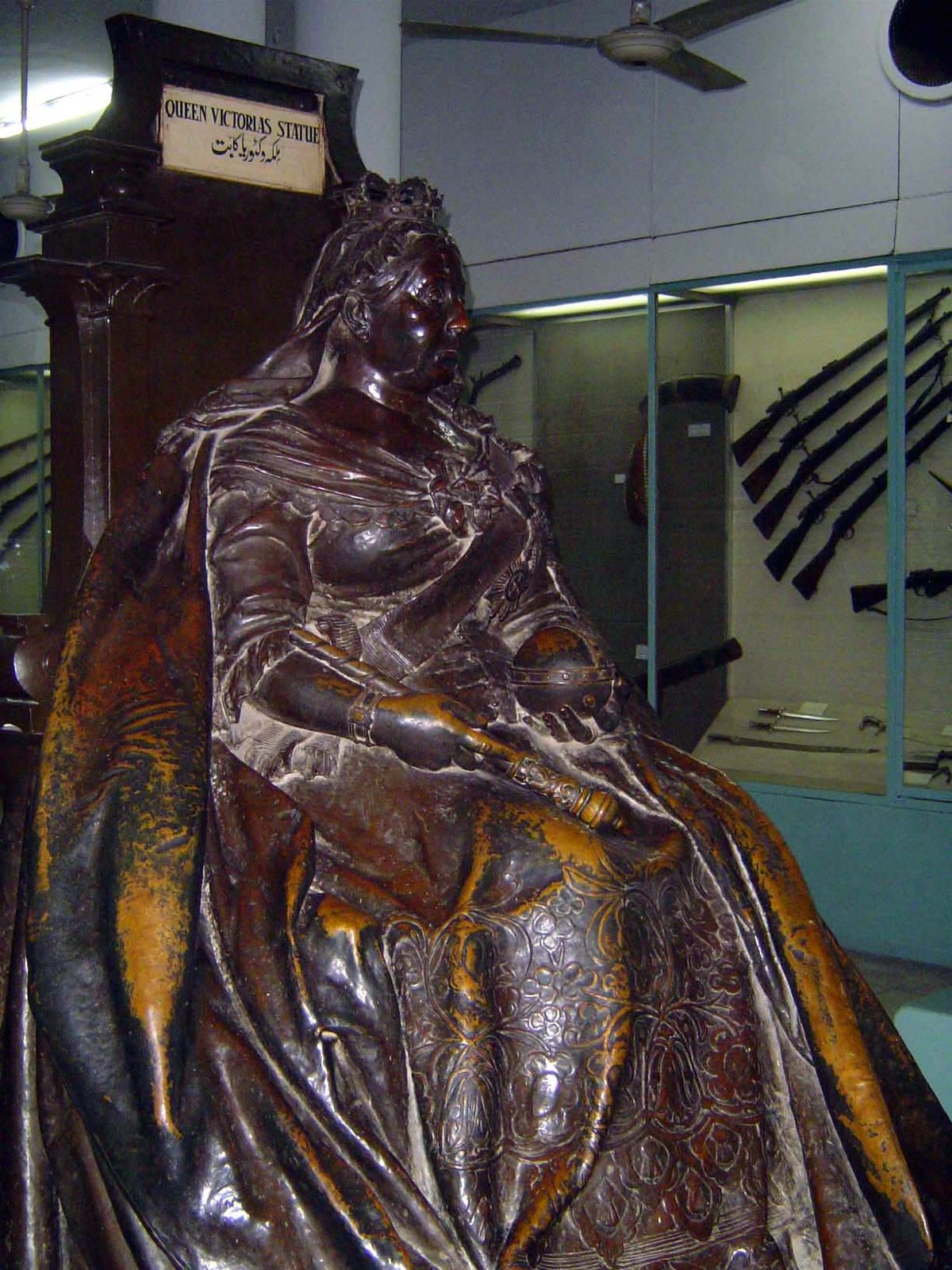 Here's the figure that used to be in the pavilion: the bronze statue of Victoria, cast in 1900, was moved to the Lahore Museum in 1951.