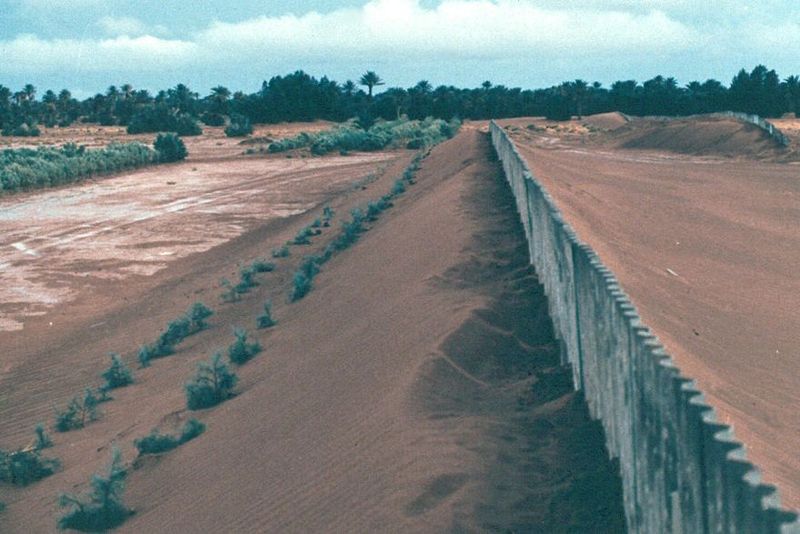 The government of Morocco has tried more modern materials, in this case corrugated concrete panels.