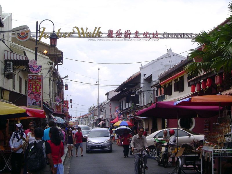 To think that only 15 years earlier these streets were next to deserted. The antique shops were then full of treasures at bargain prices.