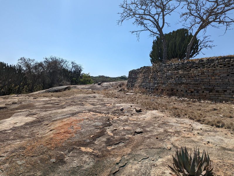 Pretty or not I incline to "not", Naletale was built by either the Torwa or the Rozvi and was used either by a sub-chief or as a retreat for
