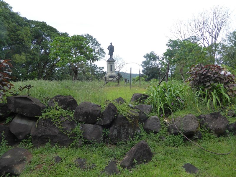 We've come over to Kitti, on the west side of the island, more or less opposite Nan Madol. Here, on a branch road leading to the important 1