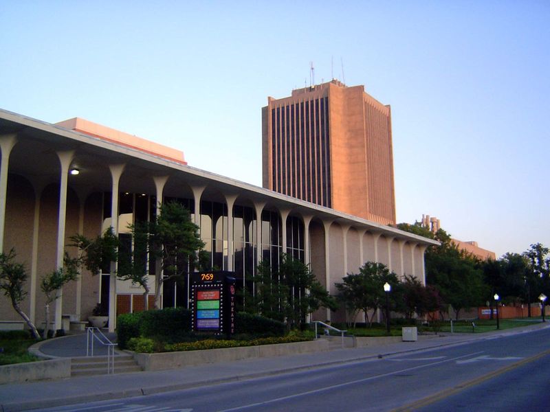 The Fine Arts Building of 1965 was a budget version of Washington's Kennedy Center.