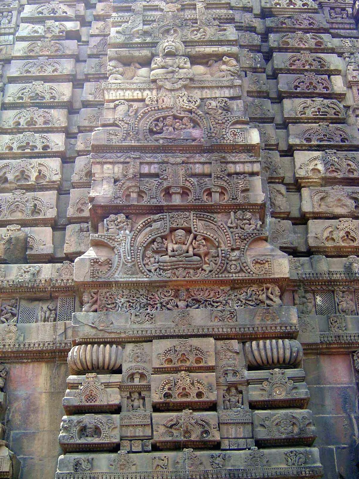 On the west side, the place of honor goes to Lakulisa, an avatar of Shiva who looks a great deal like the Buddha. He appears under a decorat
