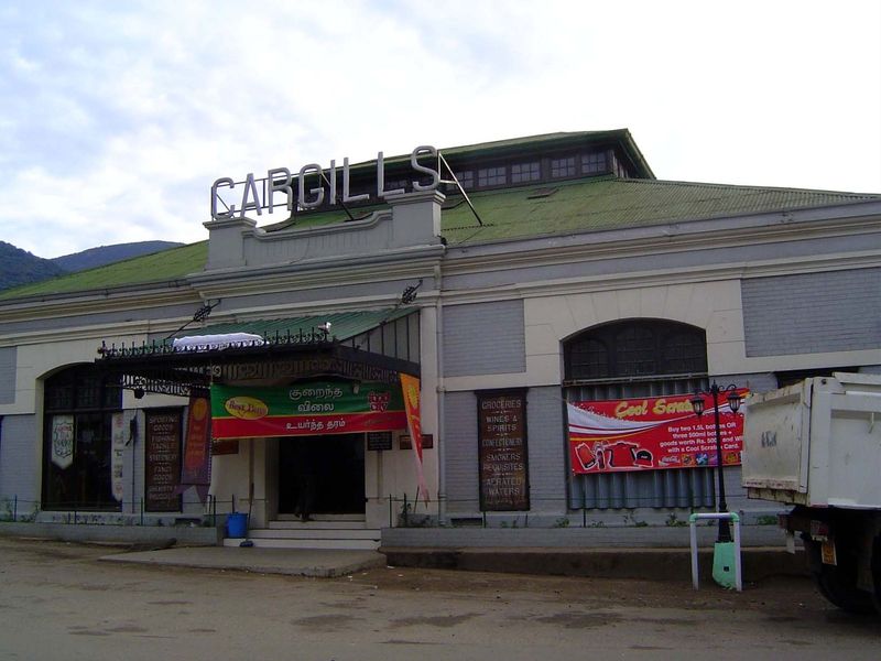 The local Cargill's supermarket, at the head of Old Bazaar Road.