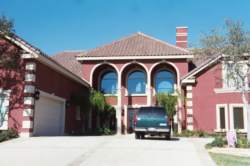 Some generic Italianate.