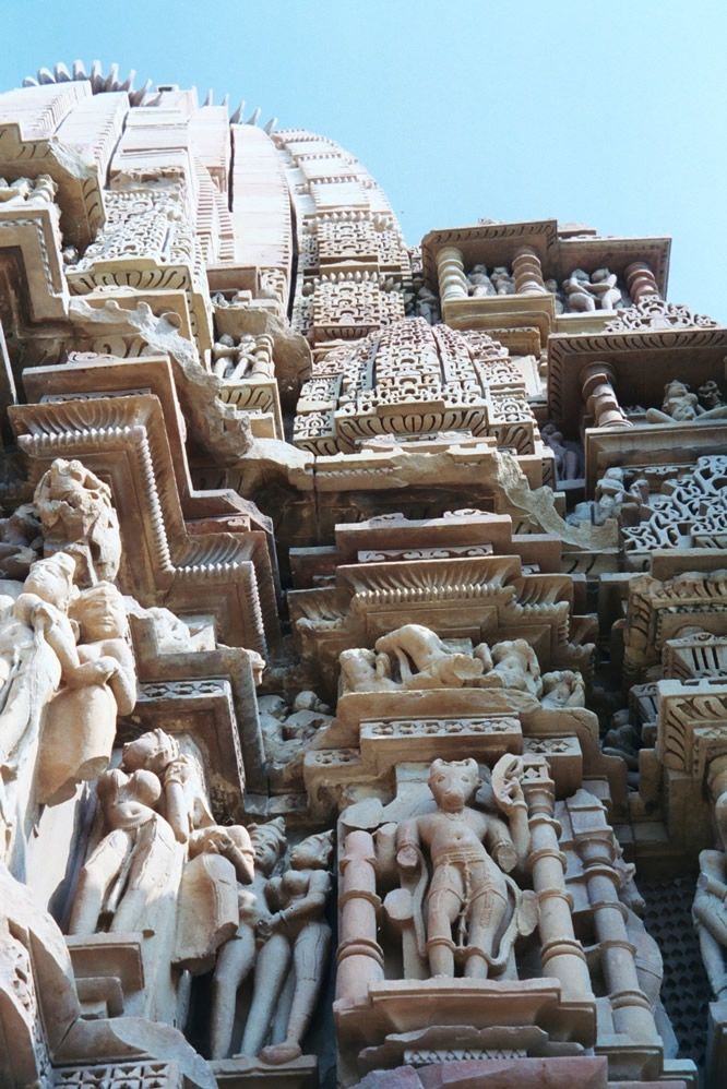 Javari sculpture in context.