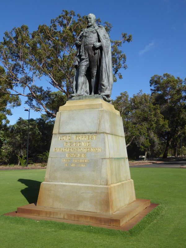 Although this statue looks like Edward VII, it's Alexander Forrest's brother, John. Remember Alexander? We saw a statue of him back in Centr
