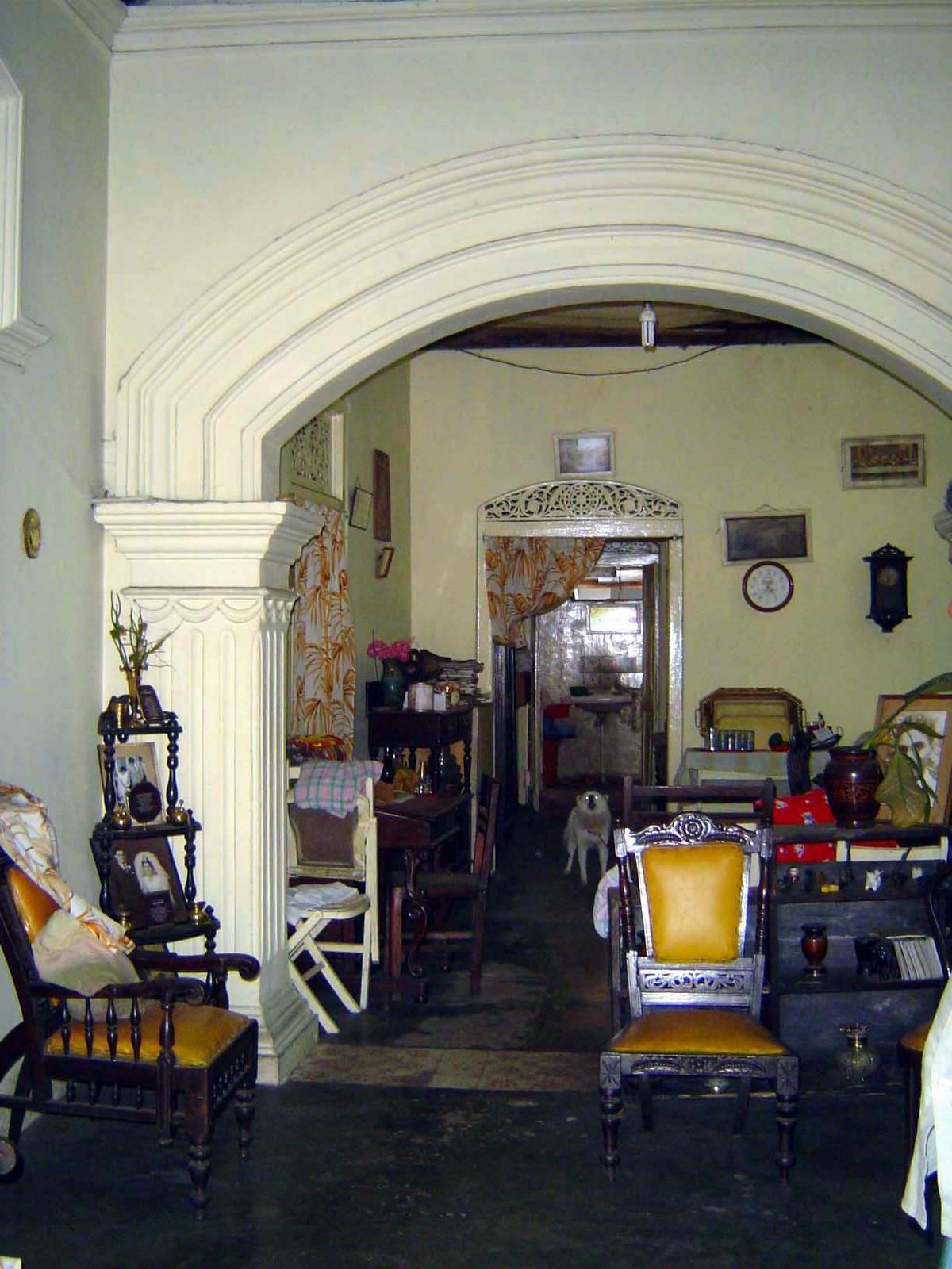 The archway into the next room is characteristic: the same thing is found in parts of the Old Palace, for example, where it is trimmed with 