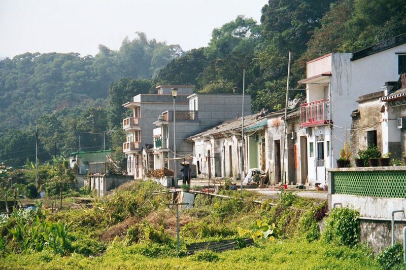 Far from Shatin now, in more senses than one. This is Luk Keng, fronting on Starling Inlet. Population? Maybe a couple of hundred, but that'