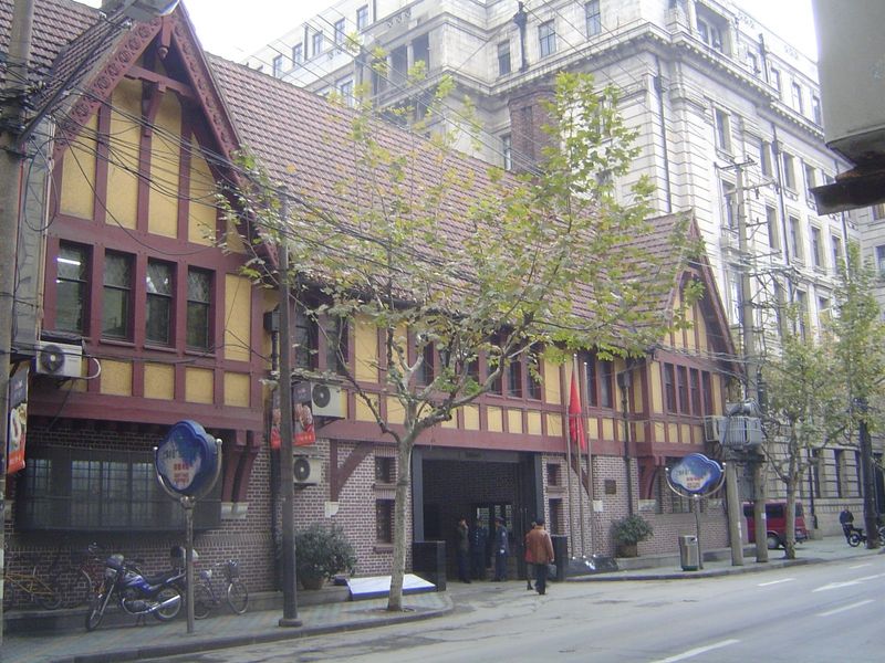 Shanghai has many European buildings off the Bund. This one, startlingly out of place near the Bund end of Fuzhow Road, housed Calbeck Macgr