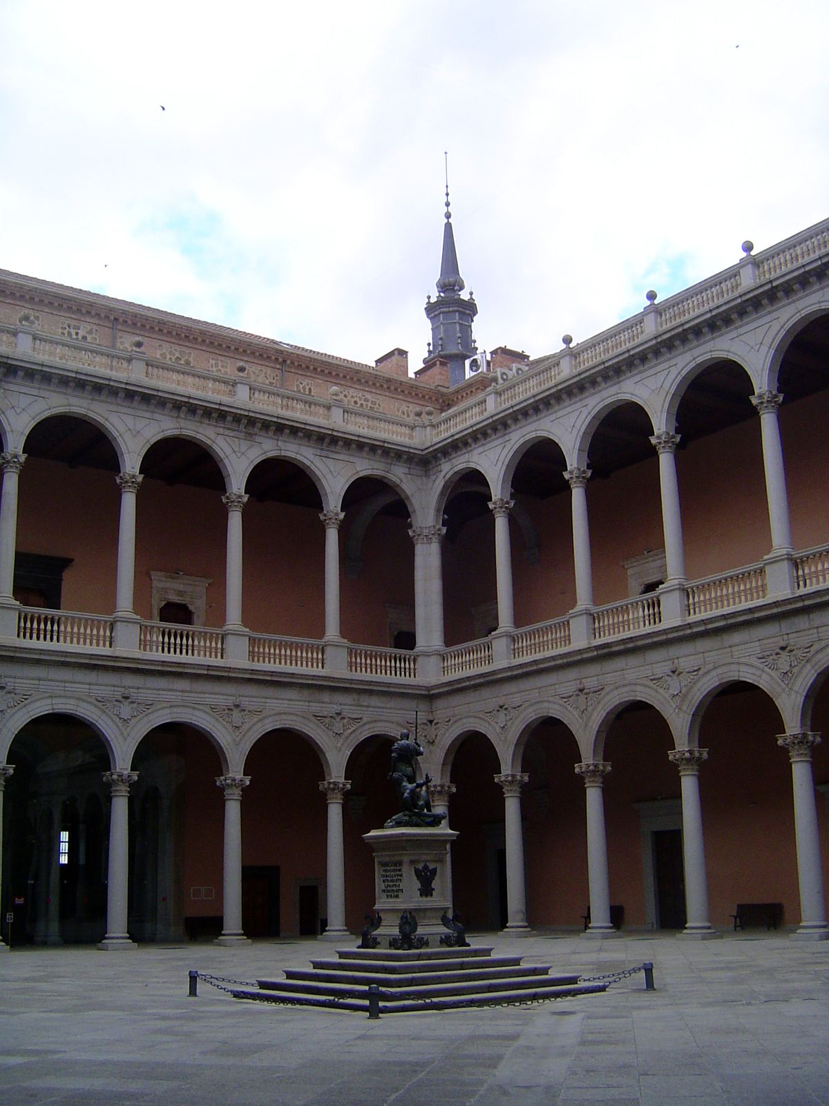 Here's the latest incarnation of the courtyard, formally correct but grim, perhaps because it serves no purpose other than to stand as a sym