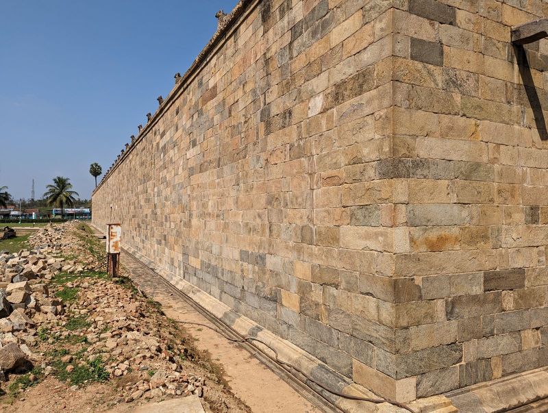 An Immaculate wall, even modern if you overlook the little Nandis up top.  This is the Airavatesvara Temple at Darasuram, just outside Kunba