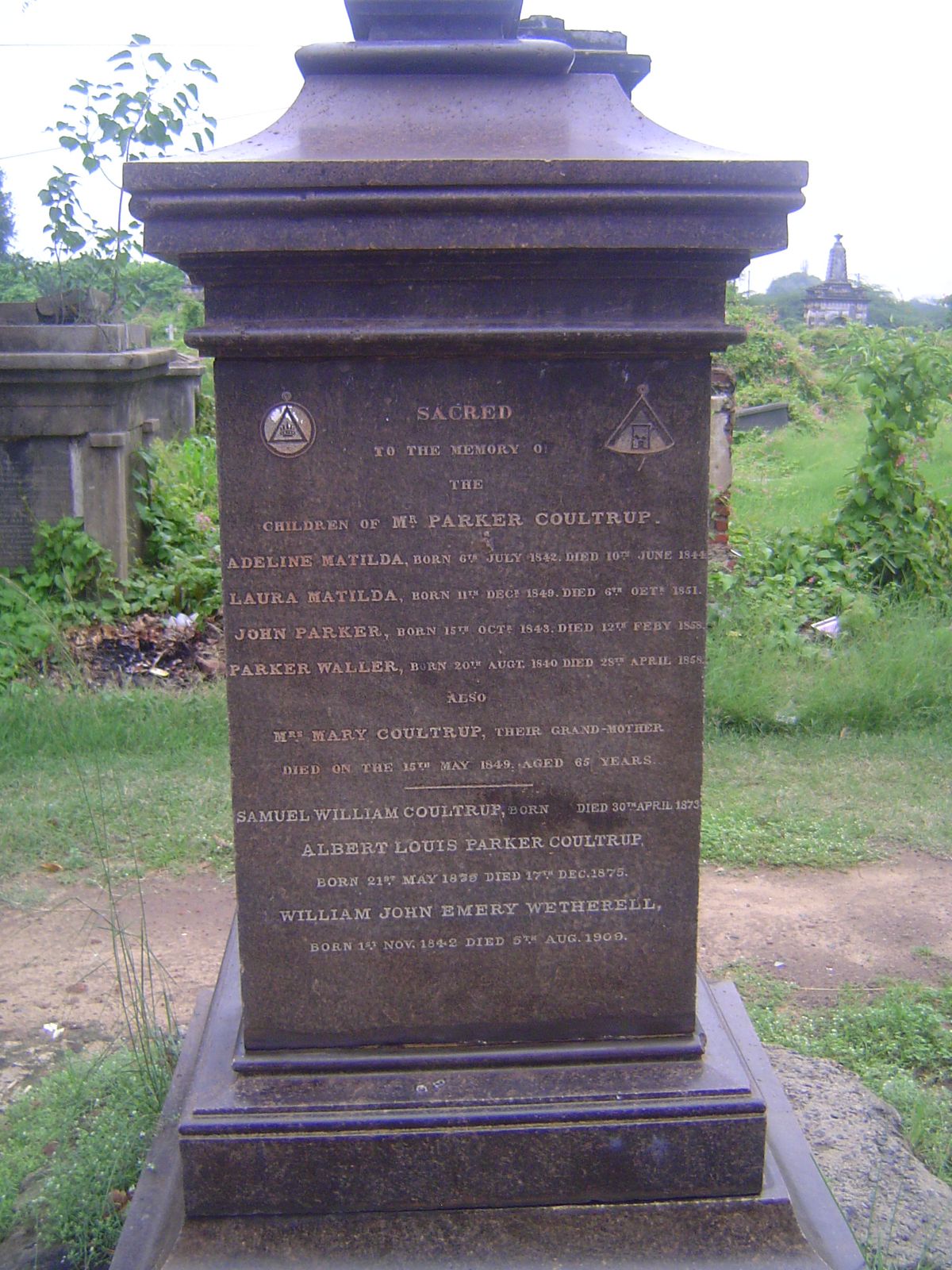 Two of six children survive to adulthood.
