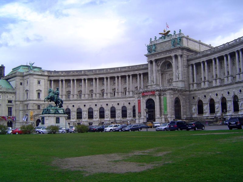 Immediately to the south of the old palace is the Neue Burg, completed just before 1914. The open space is the Heldenplatz, or Hero's Square