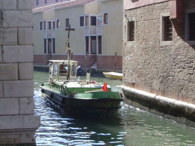 There's a whole fleet of these. If you were on the bridge, you could smell what it is.