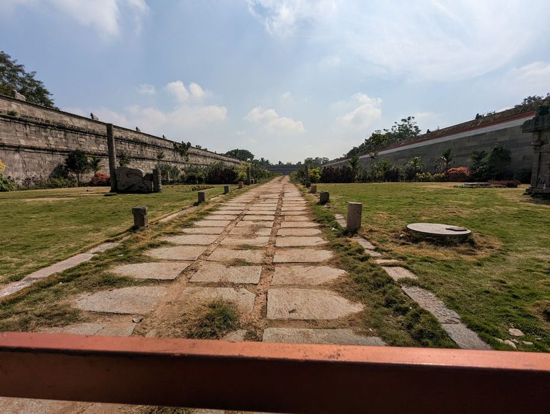 One of the quadrilateral courtyards separating the temple's nested rectangles.  Hell on bare feet.