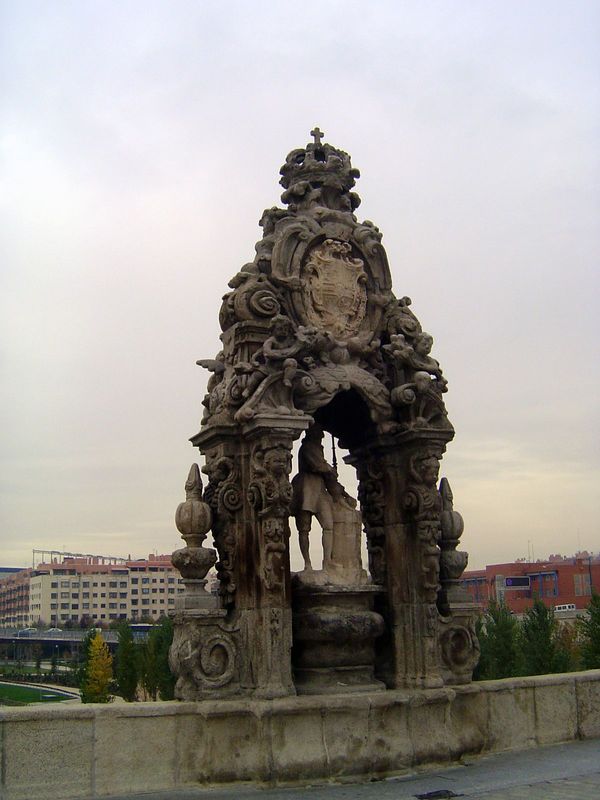 Ford naturally disagrees. "Nothing can be in more vile taste," he writes. Perhaps he had in mind the paired statues of San Isidro St. Isidor