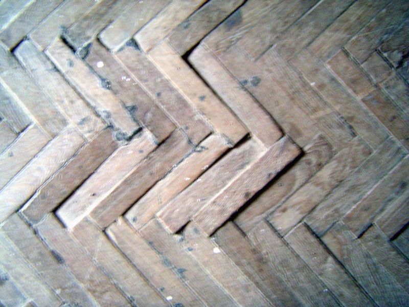 Parquet flooring. Hunter, editor of the huge Imperial Gazetteer of India , soon came to share Stirling Castle with Courtenay Ilbert, a senio
