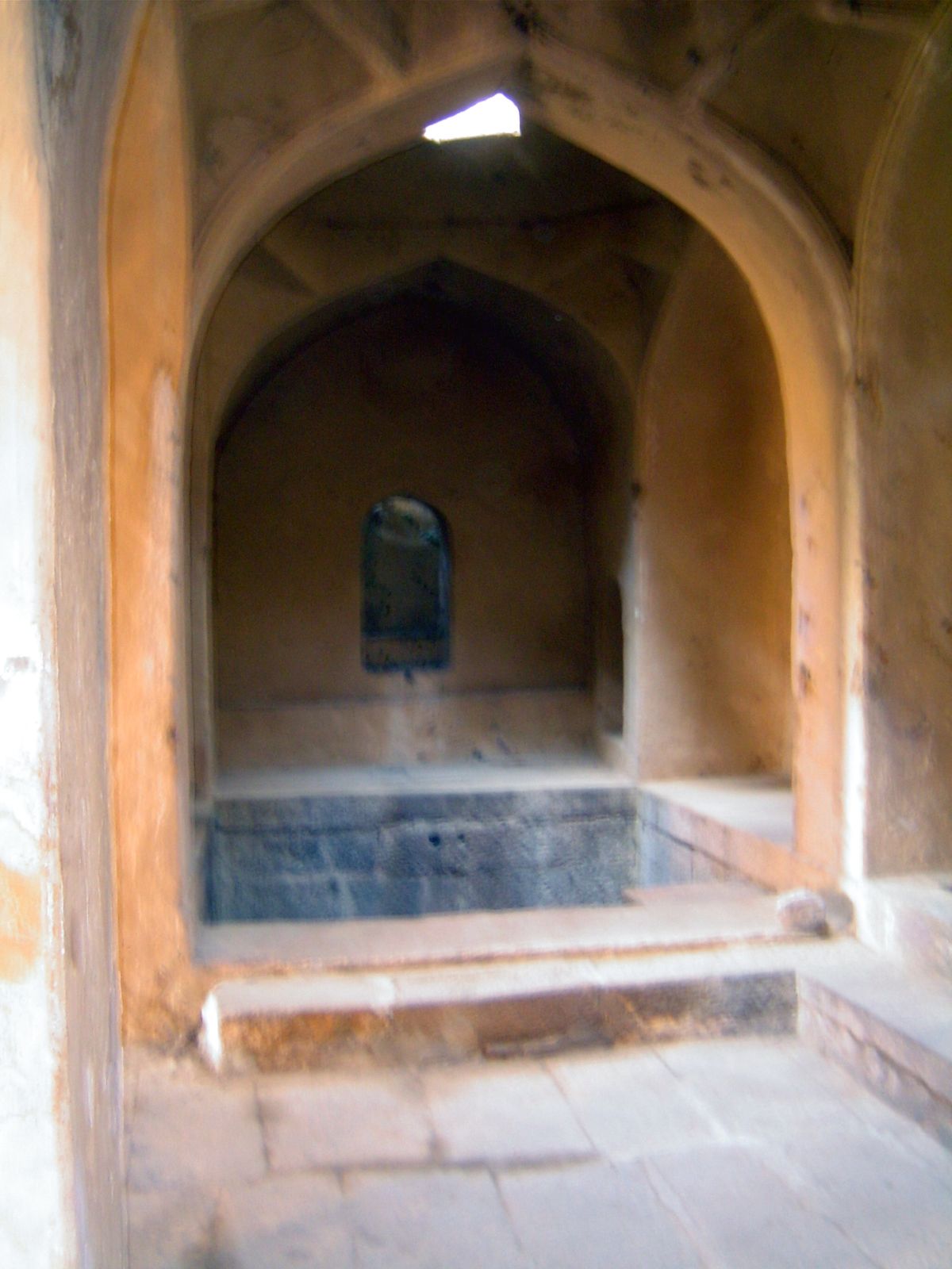 Also nearby is the Badshahi hammam, the mortuary bath for the deceased kings.