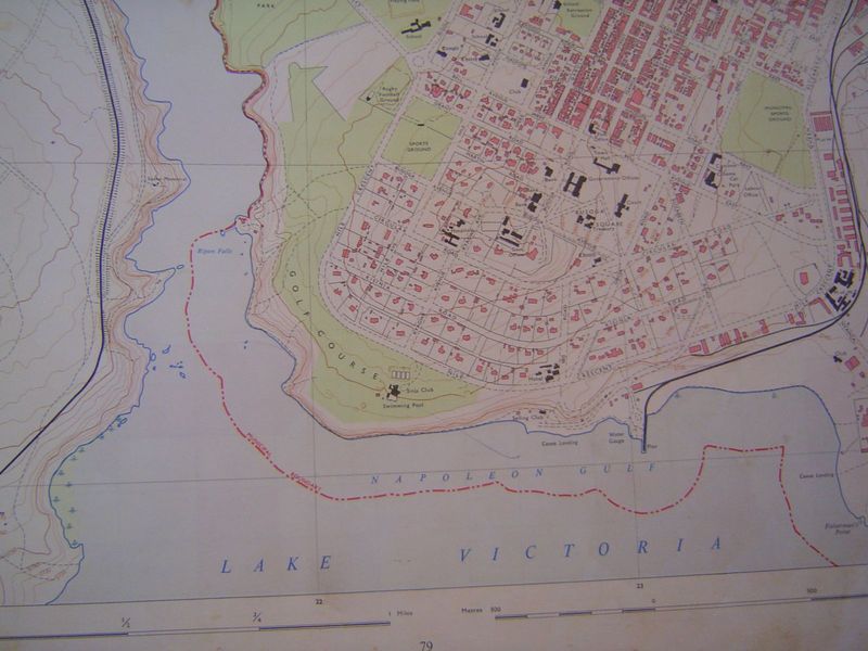 Here's the town, a district and provincial headquarters, as shown in the national atlas of 1962. Ripon Falls are still marked, though floode