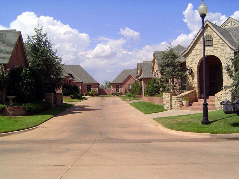 Closer to the houses, the view is less verdant.