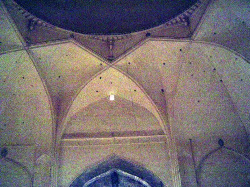 He continues: "At the height of 57 feet above the floor-line the hall begins to contract, by a series of pendentives as ingenious as they ar