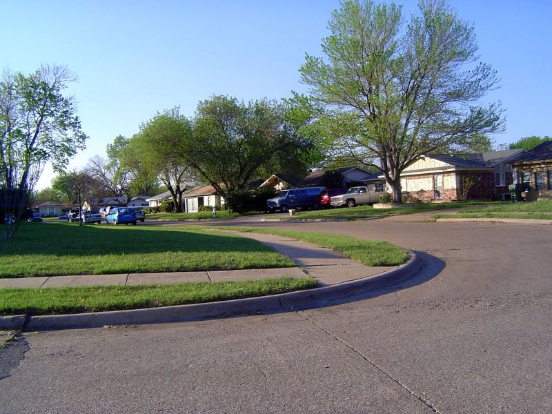 We've made a circuit of 1950s housing, starting at Mesquite call it 3 o'clock and circling clockwise to Wynnewood seven o'clock and Walnut H