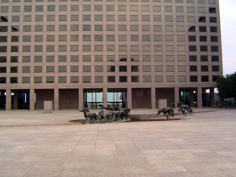 It includes a three-building office park leavened by the artistic tastes of Ben Carpenter, the creator of Las Colinas. The towers sold in 20