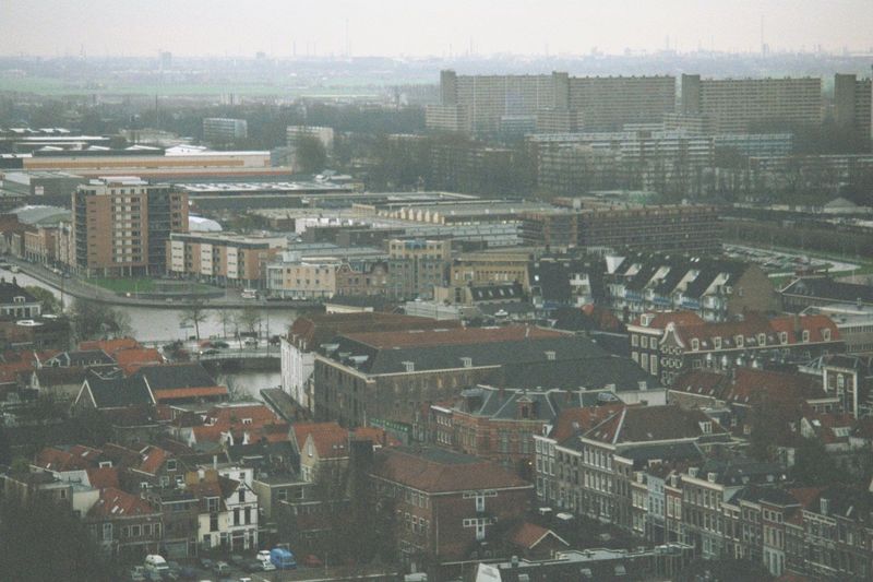 Looking southwesterly toward Delft's old harbor, the Kolk. This is the southwestern edge of the old city, and from its far side Vermeer pain