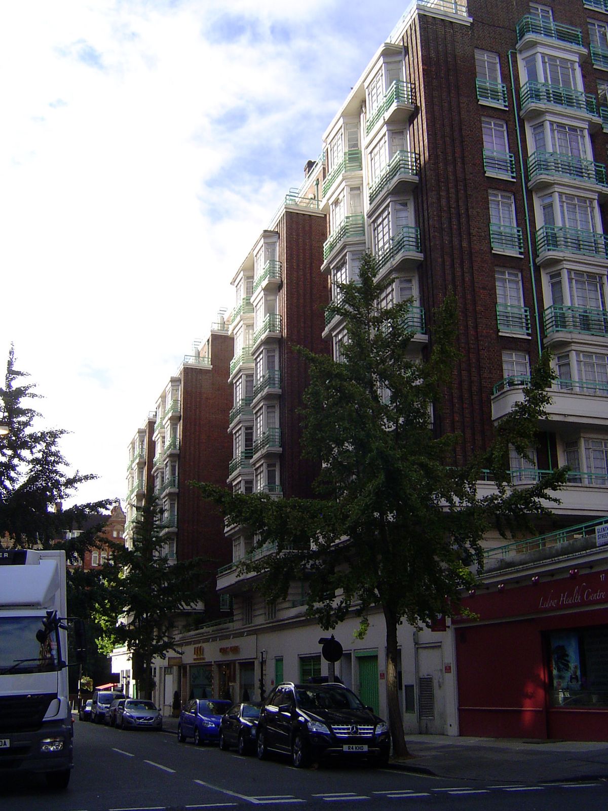 Let's look at some big apartment buildings. Here's a very stylish 1935 Deco block, Dorset House, in Marylebone.