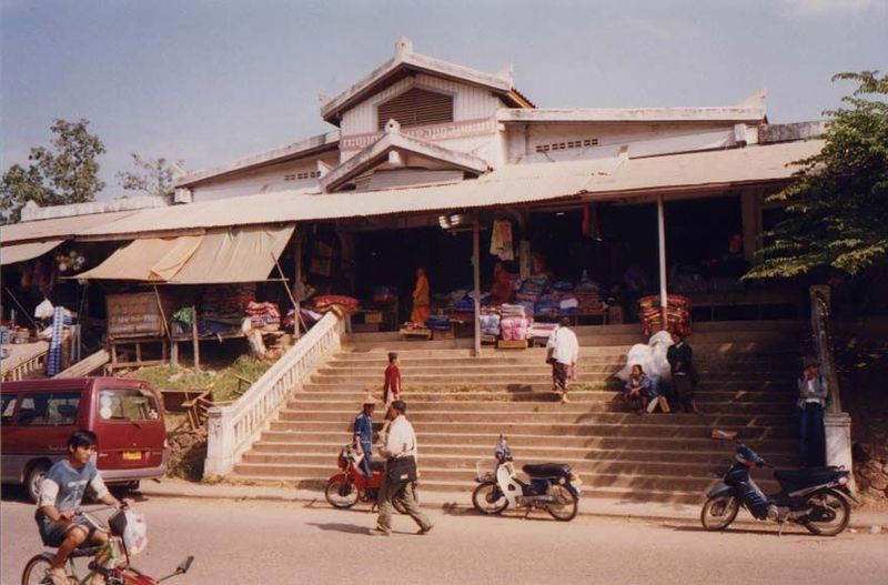 Across from the hospital, the colonial Talat Dala market is still busy.