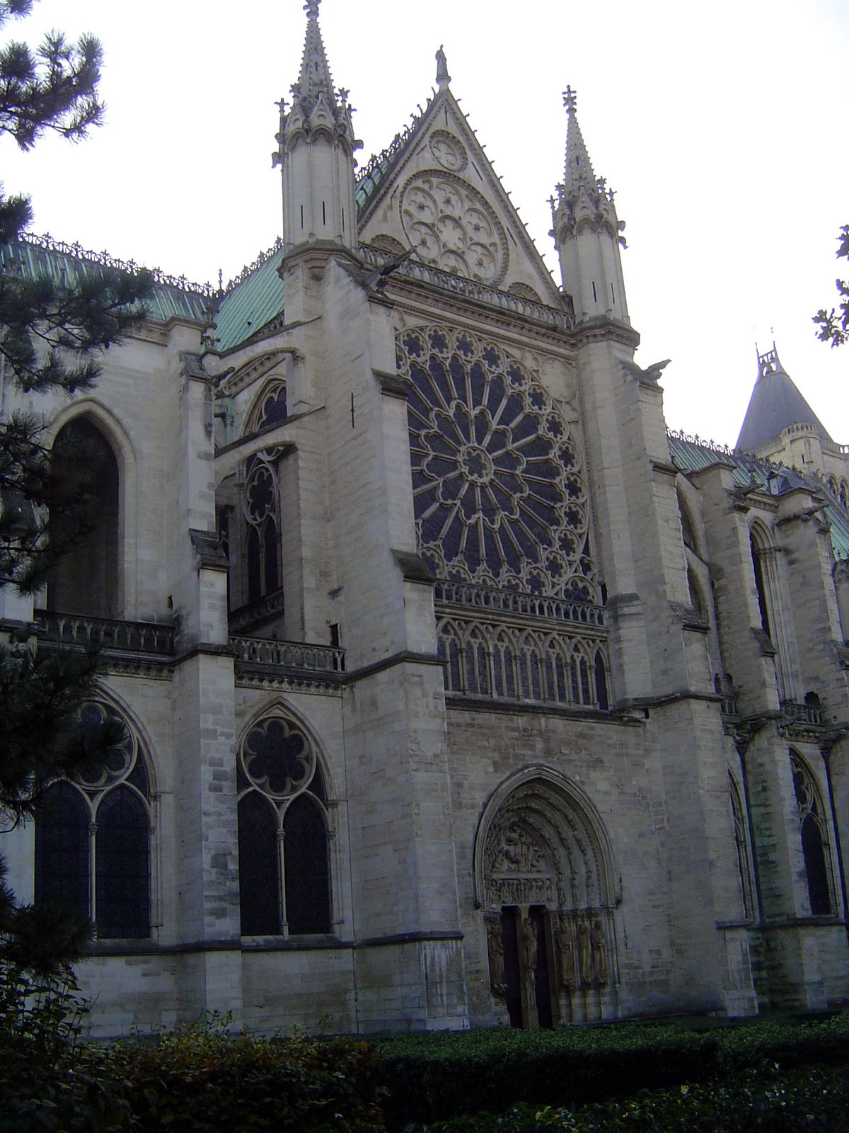 The somewhat simpler north or cloister portal.