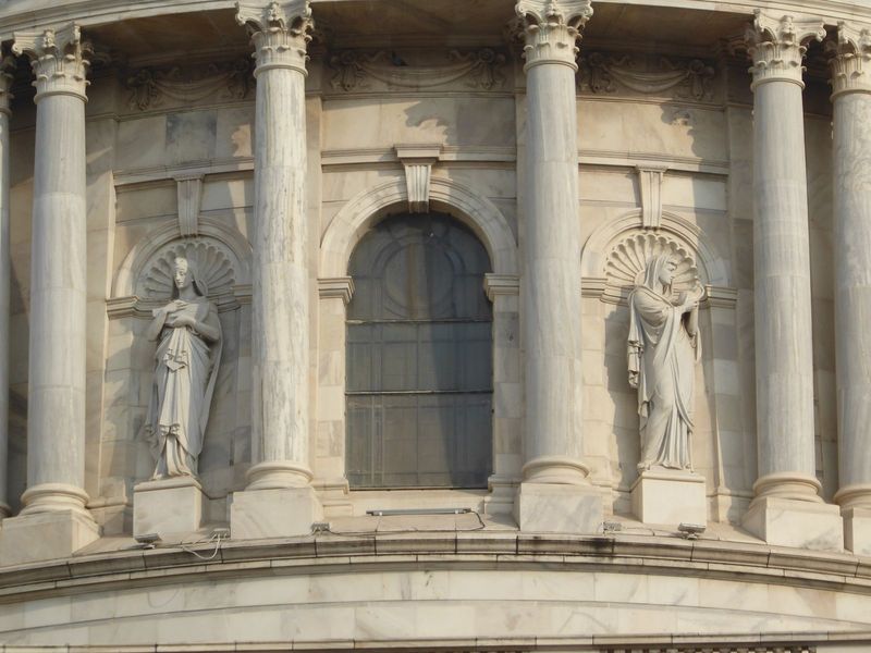 A bit of the detail of the west side.