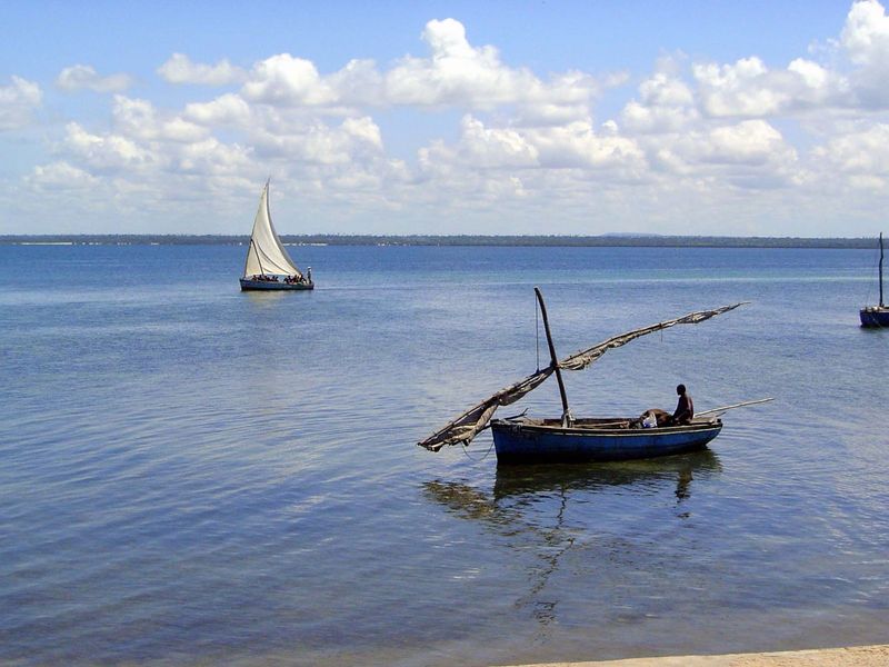 In 1507 the Portuguese made this island their capital in East Africa, and it remained such for almost 400 years, until 1898 and the move sou