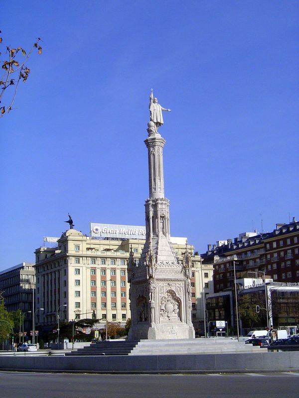 What would he have made of this, the monument to Columbus that was erected in 1885 to celebrate the marriage of Alfonso XII? Columbus appear