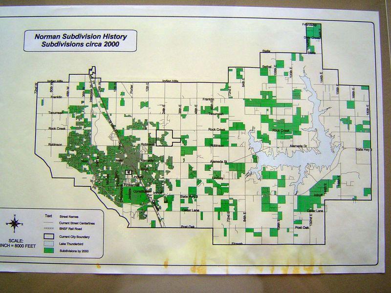 The biggest change between 1980 and 2000 was on the west side of the city, where work continued in the neighborhood called Brookhaven.

Cens
