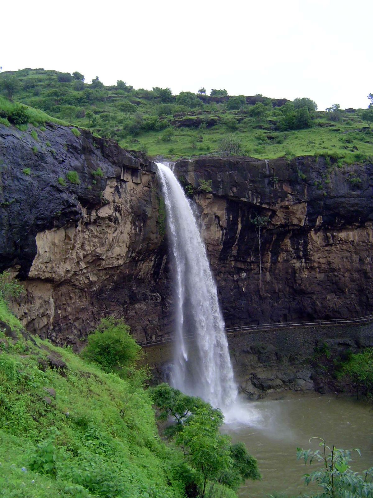 A mile to the west, there's a waterfall and, to its west, another set of caves.