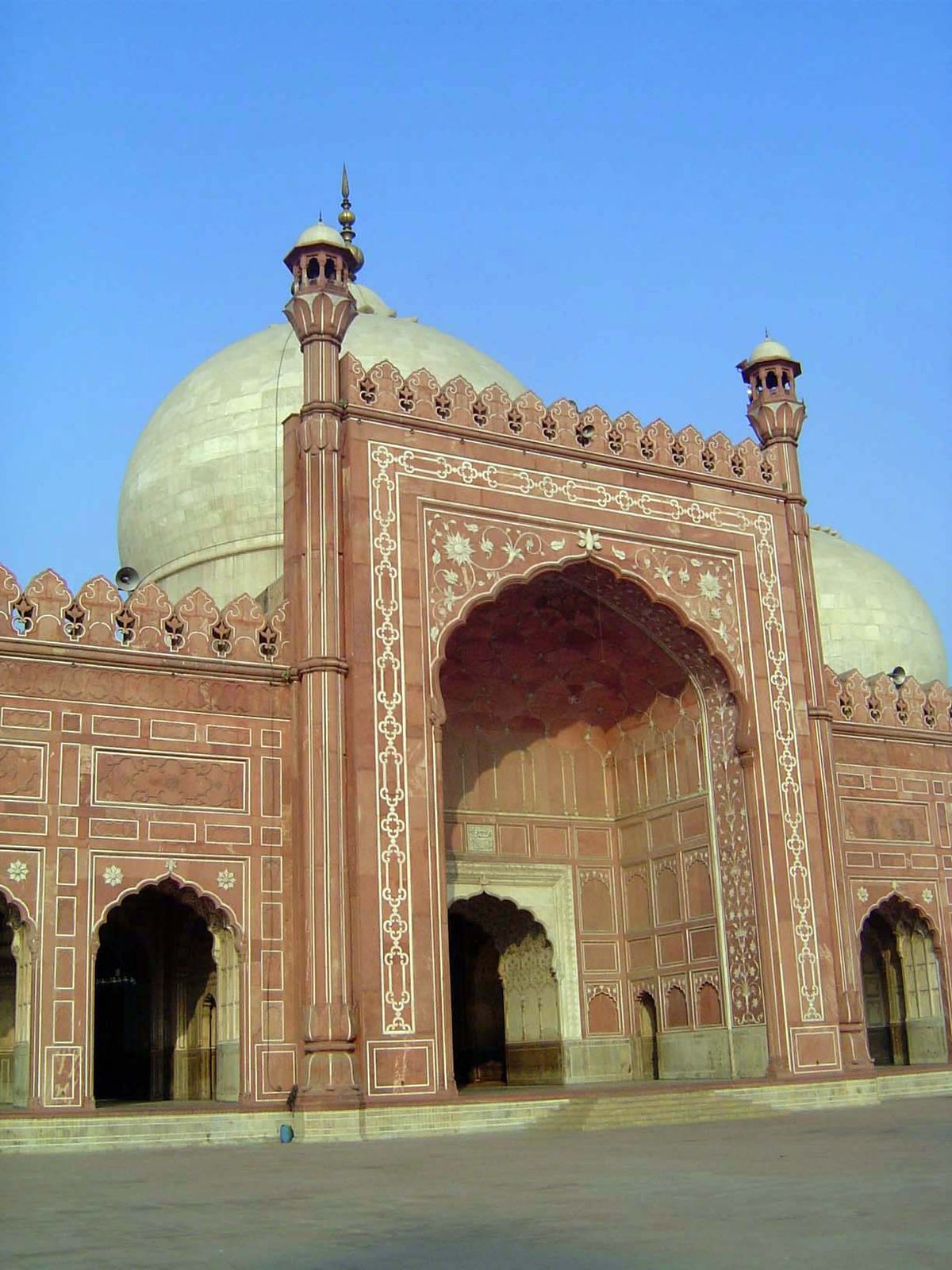 The prayer hall, like most in India but unlike those of cooler climates, has only a single aisle.
