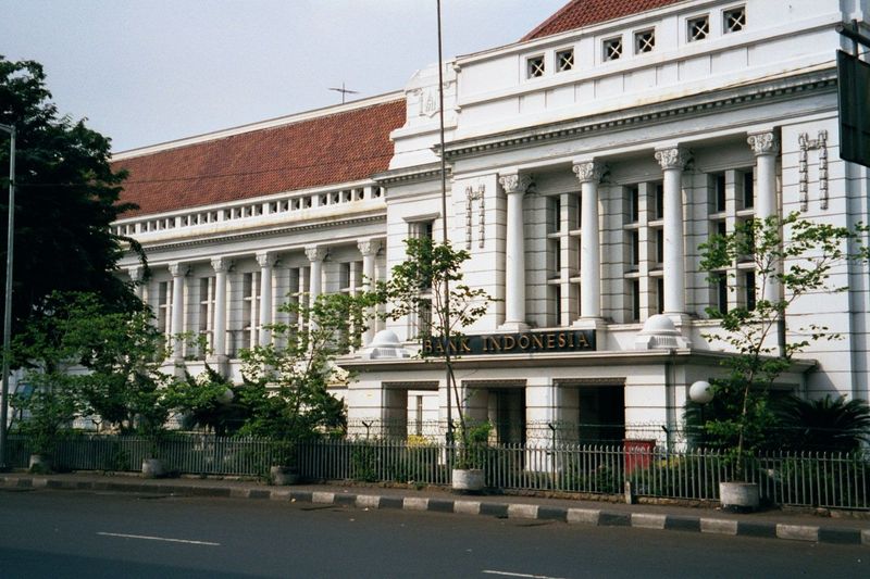 A late addition: Bank Indonesia, built in 1910 as the Java Bank but renovated in the 1930s.
