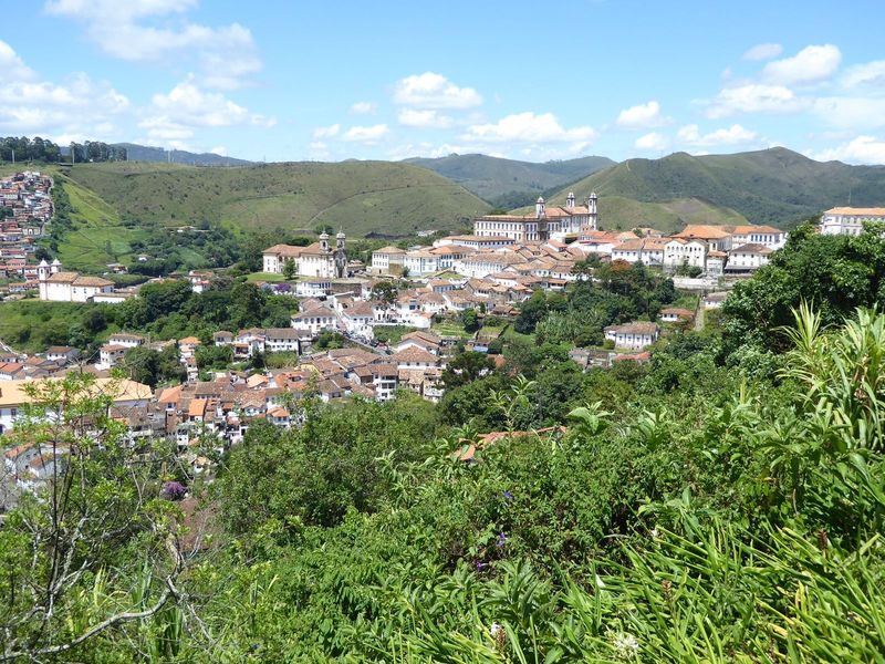 Not bad. The church left of center is Saint Francis. The paired buildings right of center are the old town hall with its prison and, with tw