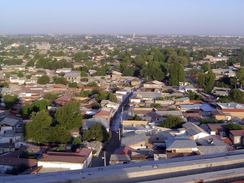 The view here is of the residential neighborhood to the east.