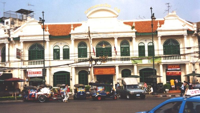 Europeans began settling after 1855, when King Mongkut Rama IV signed the Bowring Treaty, the first of several treaties stimulating European